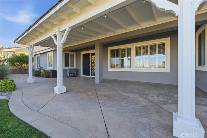 40816 Los Amores Court, Palmdale, California 93551