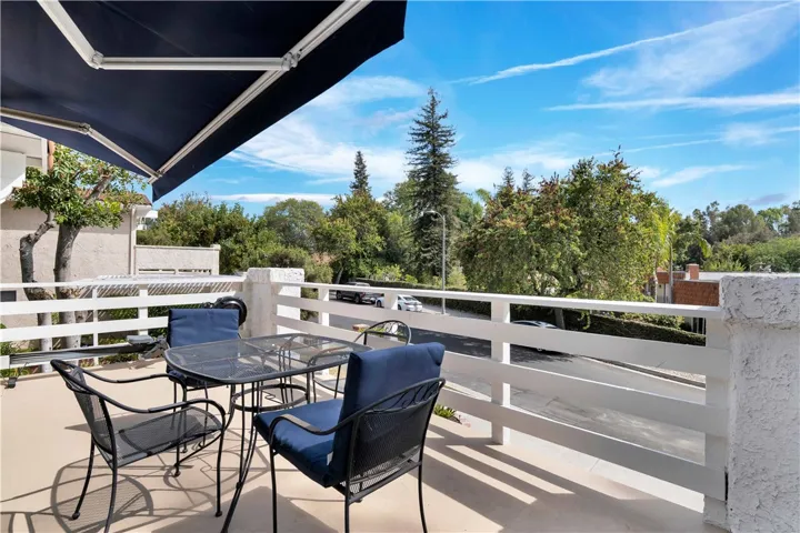 23837 Ladrillo Street, Woodland Hills, California 91367
