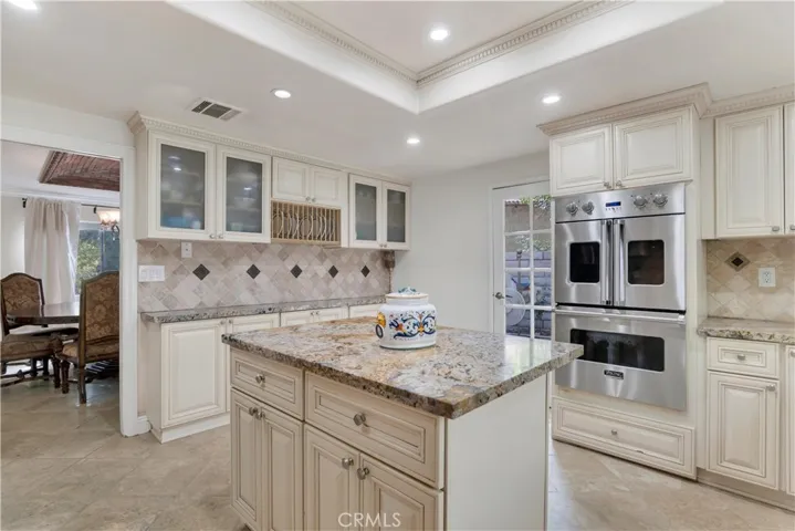 23837 Ladrillo Street, Woodland Hills, California 91367