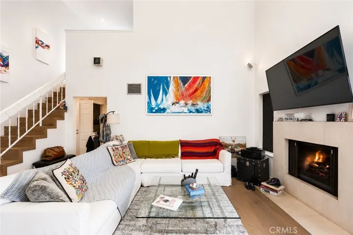 Bright and welcoming Living room