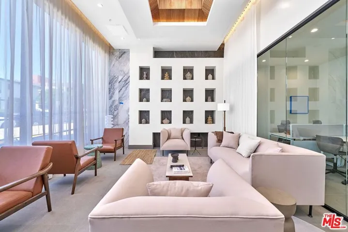 510 S Oxford Avenue 402, Los Angeles, California 90020