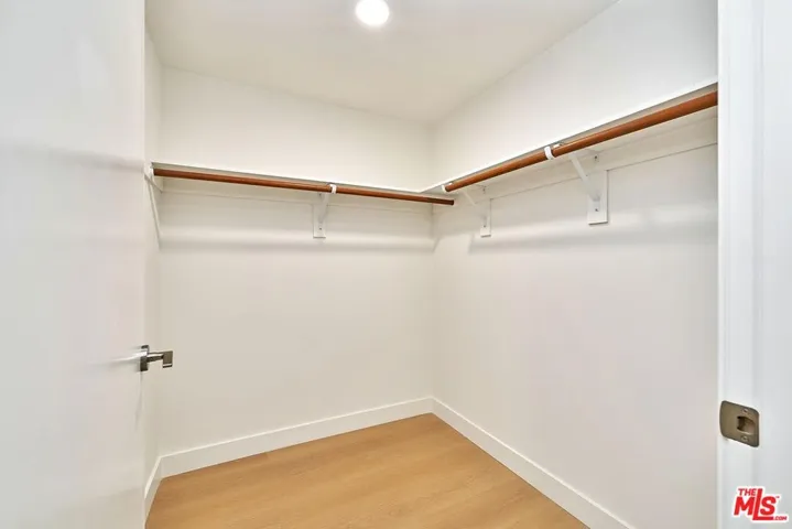 510 S Oxford Avenue 402, Los Angeles, California 90020