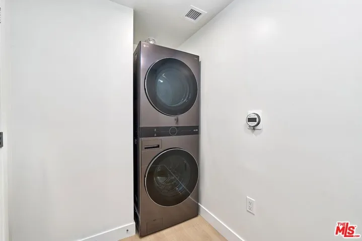 510 S Oxford Avenue 402, Los Angeles, California 90020