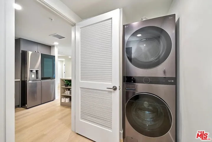 510 S Oxford Avenue 402, Los Angeles, California 90020