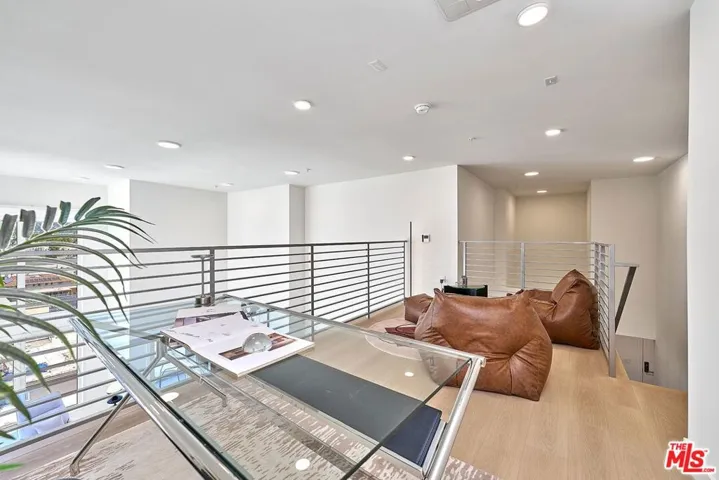 510 S Oxford Avenue 402, Los Angeles, California 90020