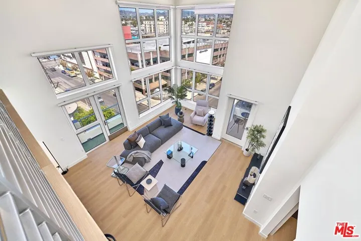 510 S Oxford Avenue 402, Los Angeles, California 90020