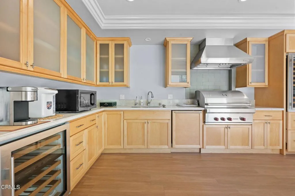 Indoor outdoor Kitchen Entertaining