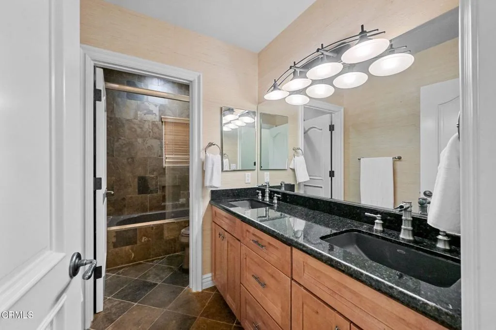 1st floor bath #1