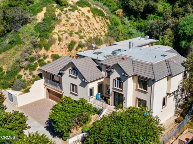 3263 New York Dr Cover Picture