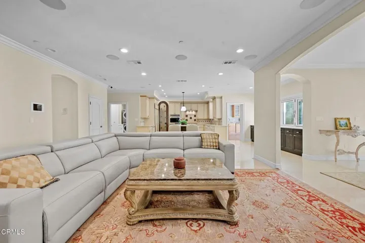 Family room 2