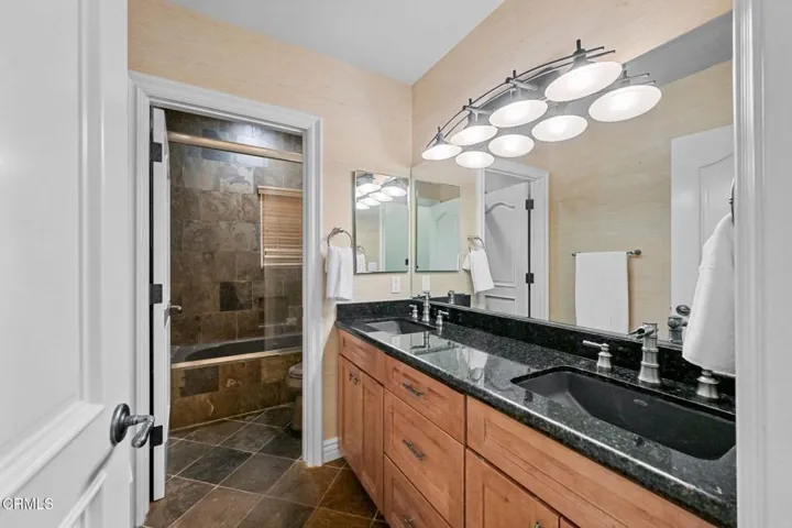 1st floor bath #1