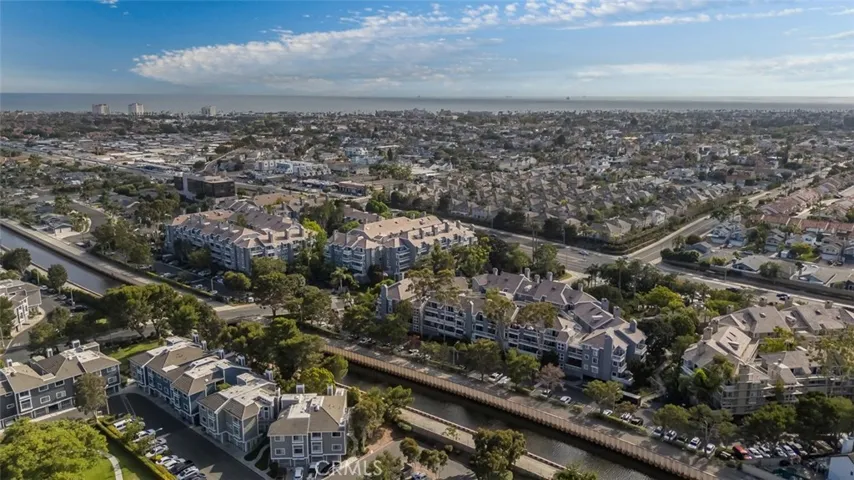 20331 Bluffside 321, Huntington Beach, California 92646