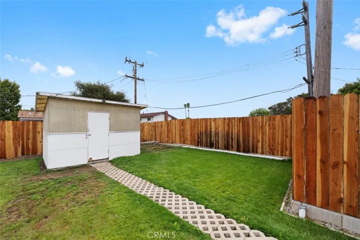 ~20'x20' carve-out area of yard for possible ADU