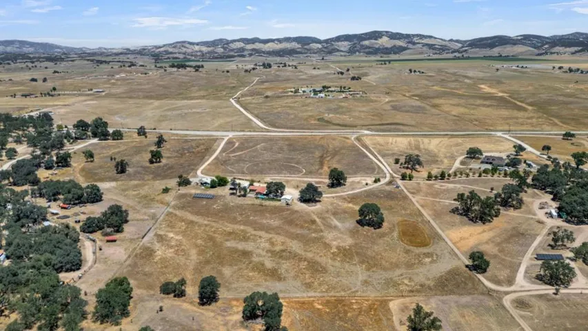 68180 Jolon Road, Bradley, California 93426