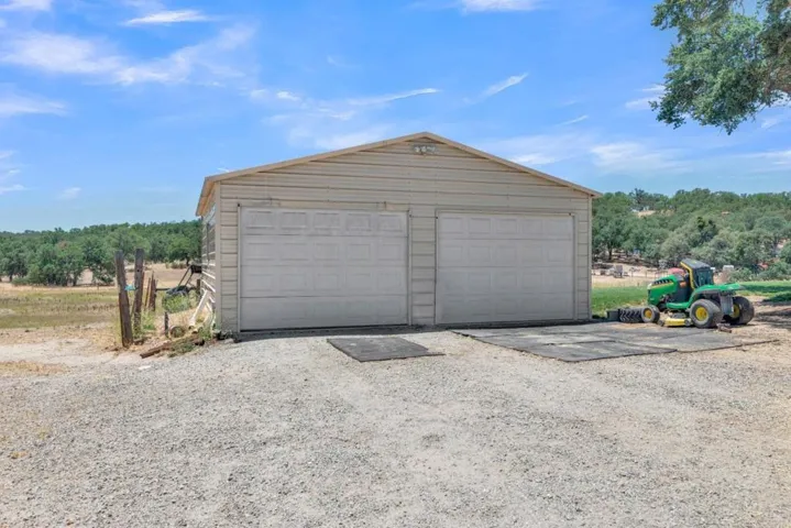 68180 Jolon Road, Bradley, California 93426