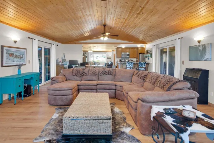68180 Jolon Road, Bradley, California 93426