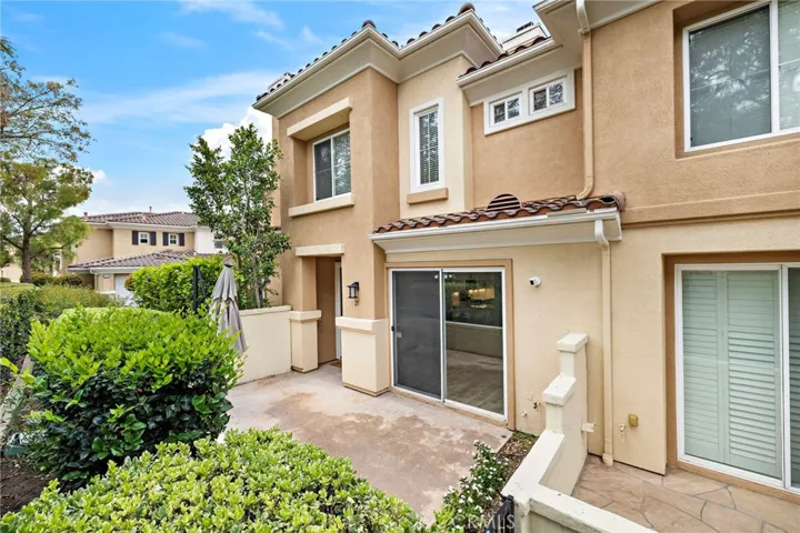 25 Via Vicini, Rancho Santa Margarita, California 92688