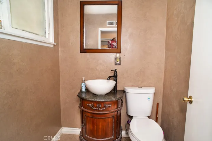 11838 Terra Bella, Sylmar, California 91342