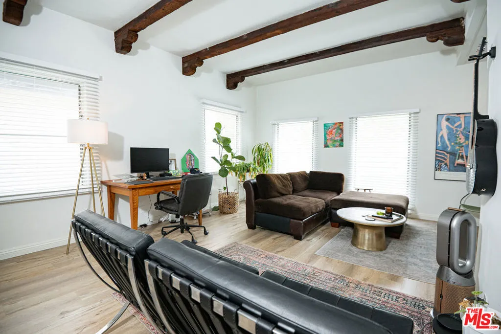335 N Palm_Interior