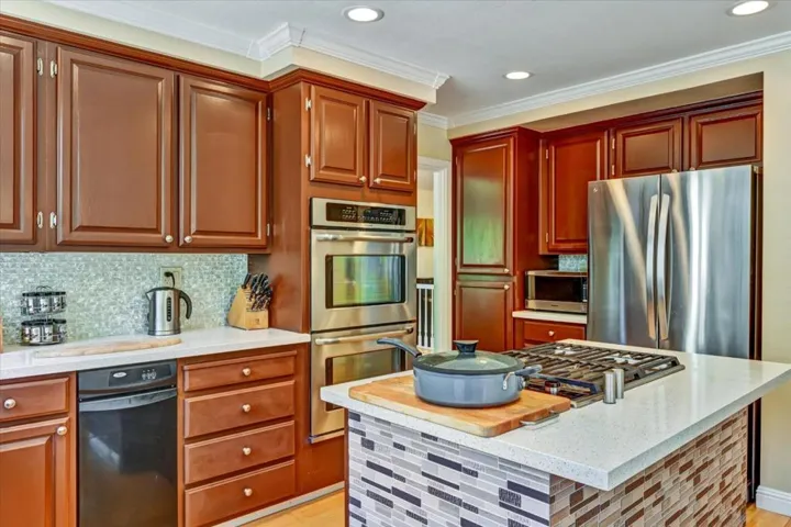 5065 Muirwood Drive, Pleasanton, California 94588