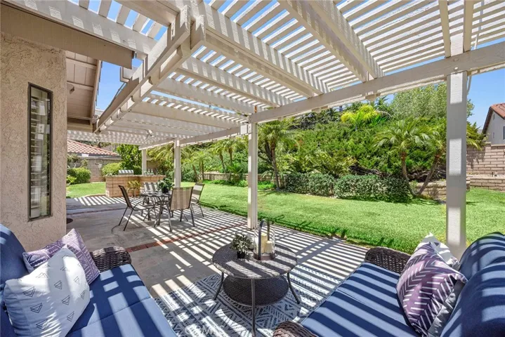 5510 Vista Cantora, Yorba Linda, California 92887