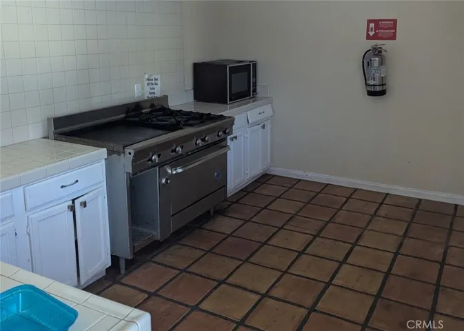 5711 Columbia Way 222, Lancaster, California 93536