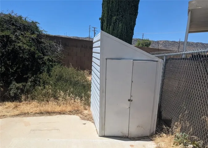 5711 Columbia Way 222, Lancaster, California 93536