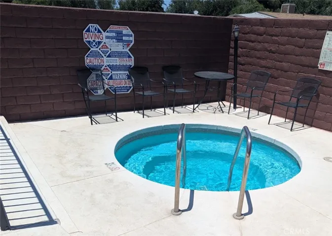 5711 Columbia Way 222, Lancaster, California 93536