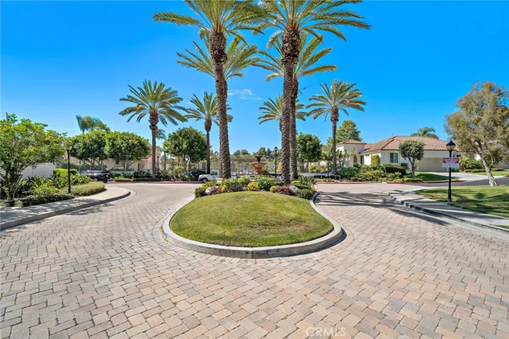 82 Avenida Cristal, San Clemente, California 92673