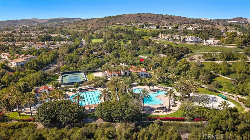 82 Avenida Cristal, San Clemente, California 92673