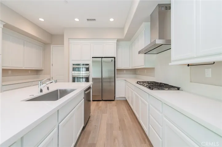 131 Pusan, Irvine, California 92618