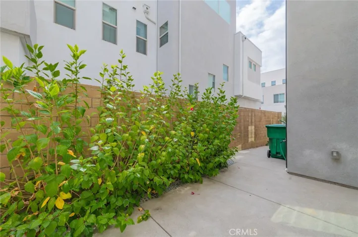 131 Pusan, Irvine, California 92618