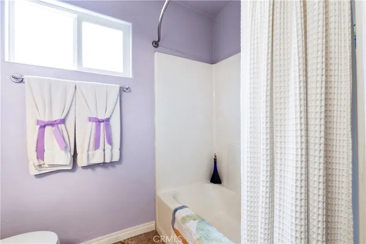 Hall​​‌​​​​‌​​‌‌​​‌​​​‌‌​​​‌​​‌‌​​‌‌​​‌‌​​​​ Bathroom