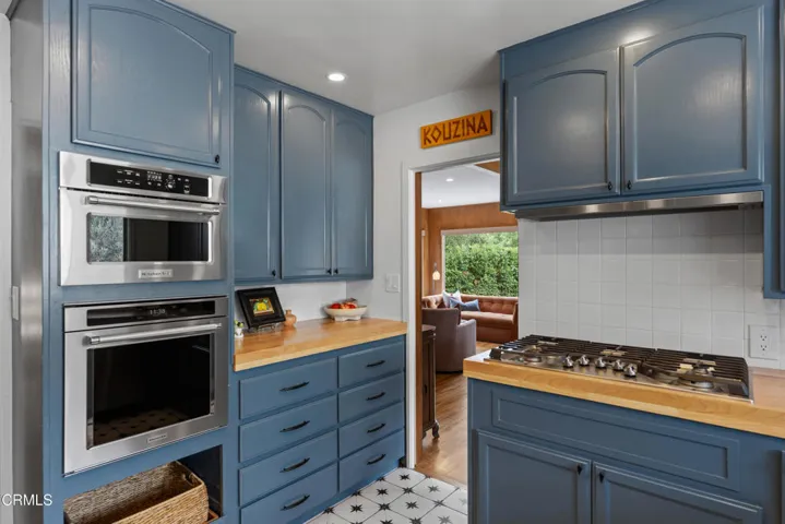 2046 Los Encinos Rd. MLS-39