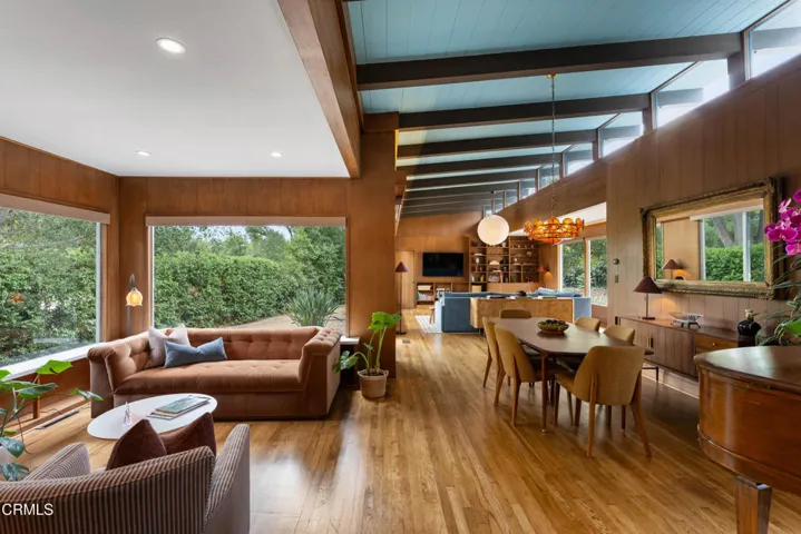 2046 Los Encinos Rd. MLS-25