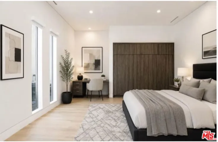 20141 Wells Drive, Woodland Hills, California 91364