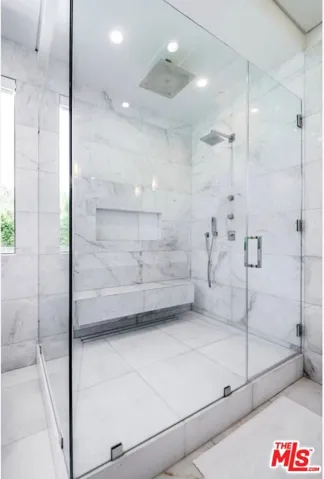 20141 Wells Drive, Woodland Hills, California 91364