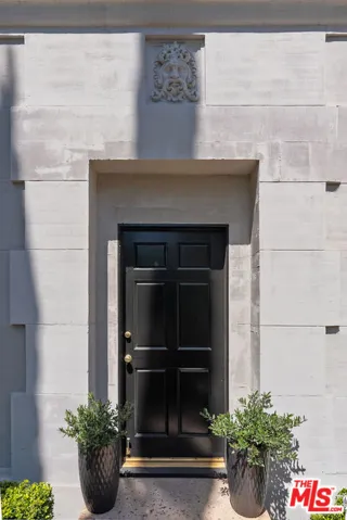308 N Sycamore 102, Los Angeles, California 90036