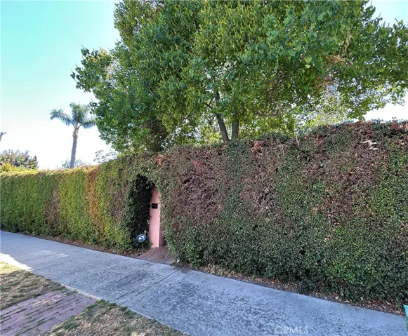4215 Fair Avenue, Studio City, California 91602