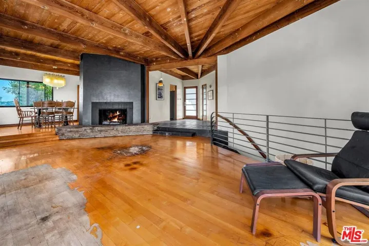 8630 Skyline Drive, Los Angeles, California 90046