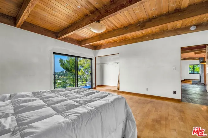 8630 Skyline Drive, Los Angeles, California 90046