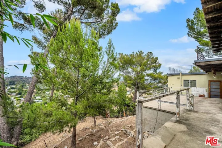 8630 Skyline Drive, Los Angeles, California 90046