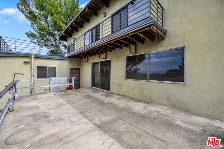 8630 Skyline Drive, Los Angeles, California 90046