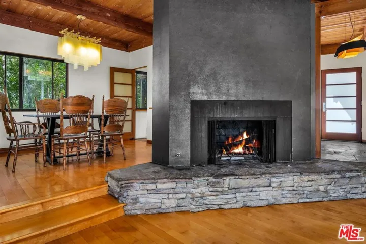 8630 Skyline Drive, Los Angeles, California 90046