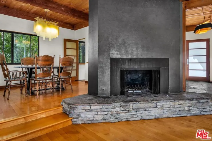 8630 Skyline Drive, Los Angeles, California 90046