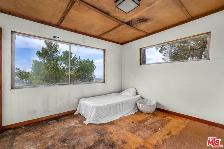 8630 Skyline Drive, Los Angeles, California 90046