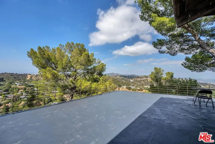 8630 Skyline Drive, Los Angeles, California 90046
