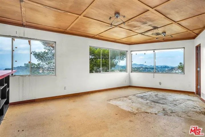 8630 Skyline Drive, Los Angeles, California 90046