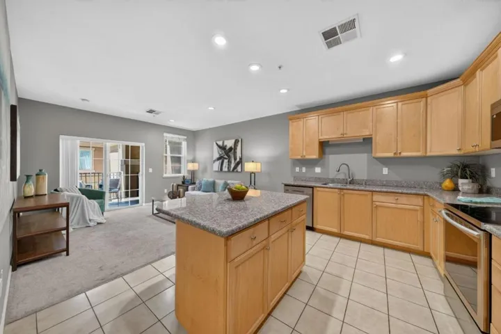88 N Jackson Avenue 307, San Jose, California 95116