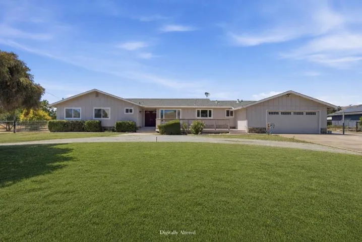 1135 Manning Court, San Martin, California 95046
